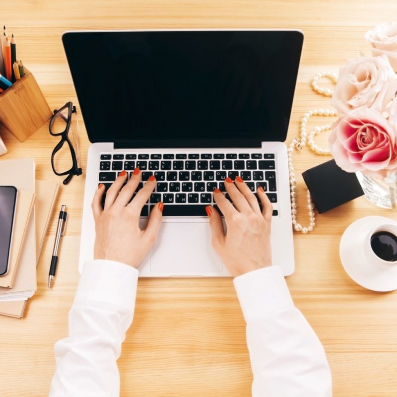 Ordinateur pour référencer son site web